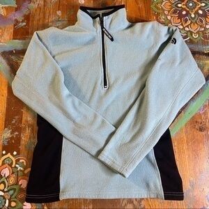 Really clean lightly used The North Face Fleece in a size Xtra Small
